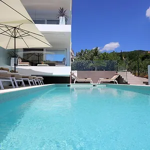 https://new-apartment-with-swimming-pool-near-the-beach.primorje-gorskikotar.com